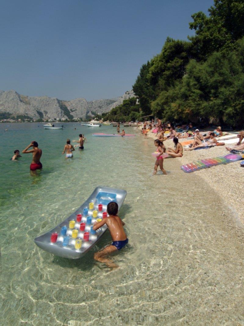 Brzet Hotel Omiš Exterior foto